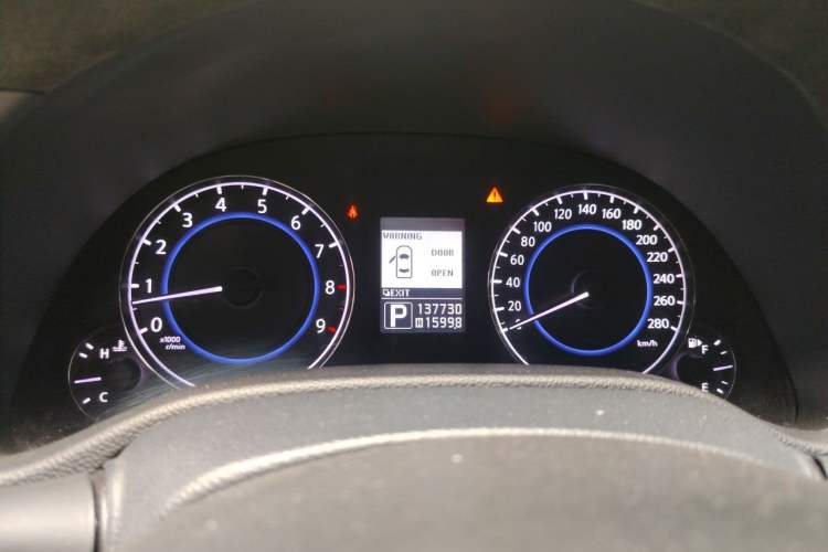 Used Infiniti G Series 2010 G37 Sedan Instrument Cluster