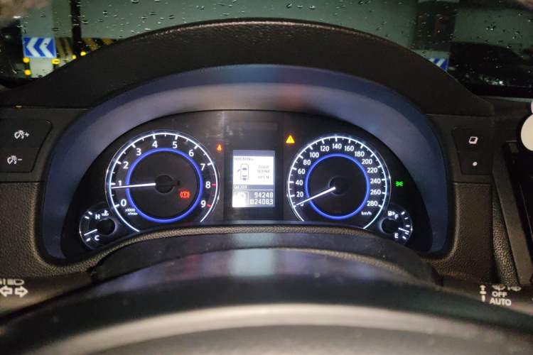 Used Infiniti G Series 2010 G25 Sedan Luxury Sport Edition Instrument Cluster