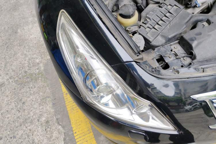 Used Infiniti G Series 2010 G25 Sedan Luxury Sport Edition Right Front Headlight