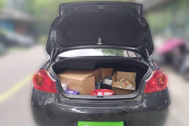 Used Infiniti G Series 2010 G37 Sedan Trunk