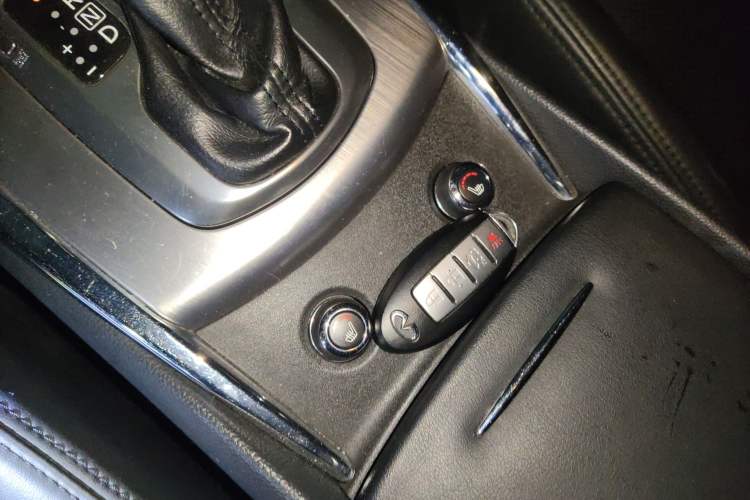Used Infiniti G Series 2010 G25 Sedan Luxury Sport Edition Vehicle Key