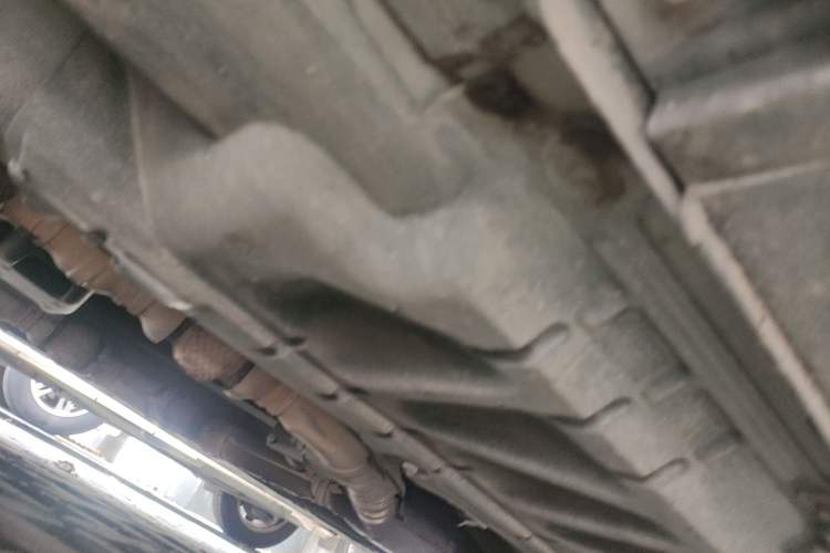 Used Infiniti G Series 2010 G25 Sedan Sport Edition Chassis Front Left