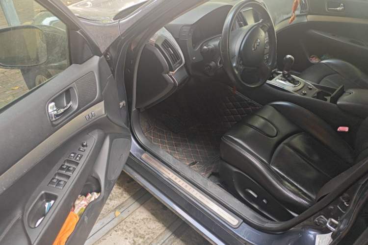 Used Infiniti G Series 2010 G25 Sedan Luxury Sport Edition Driver Seat