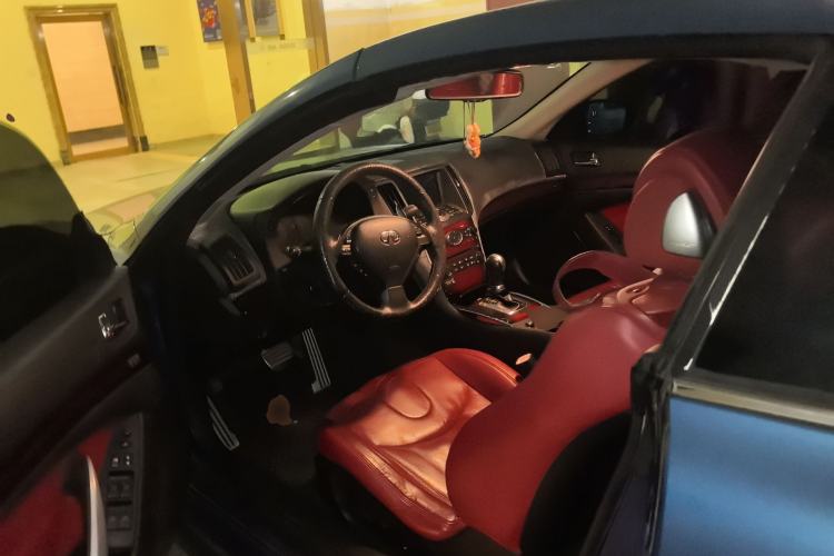 Used Infiniti G Series 2010 G37 Coupe Convertible Rosewood Edition Driver Seat