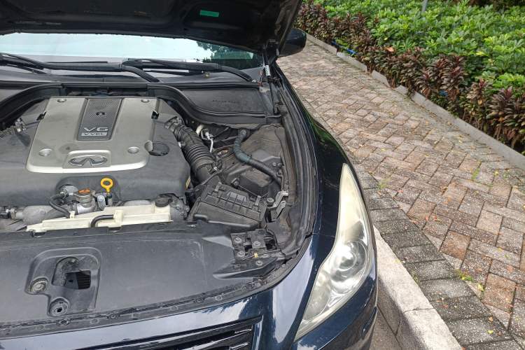 Used Infiniti G Series 2010 G37 Coupe Convertible Alloy Edition Engine Bay Left