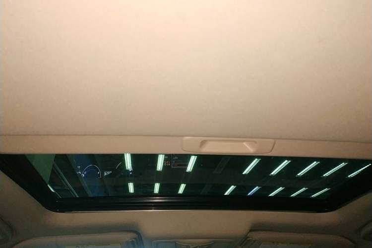 Used Infiniti G Series 2010 G25 Sedan Luxury Sport Edition Headliner