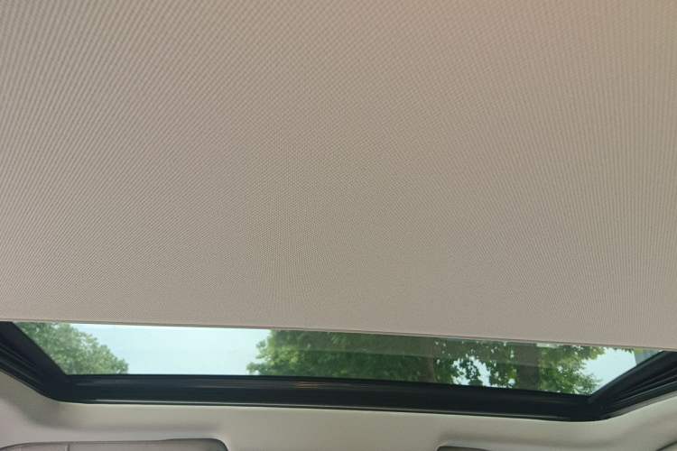 Used Infiniti G Series 2010 G25 Sedan Luxury Sport Edition Headliner