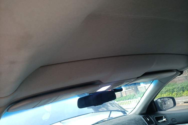 Used Infiniti G Series 2010 G37 Coupe Convertible Alloy Edition Headliner
