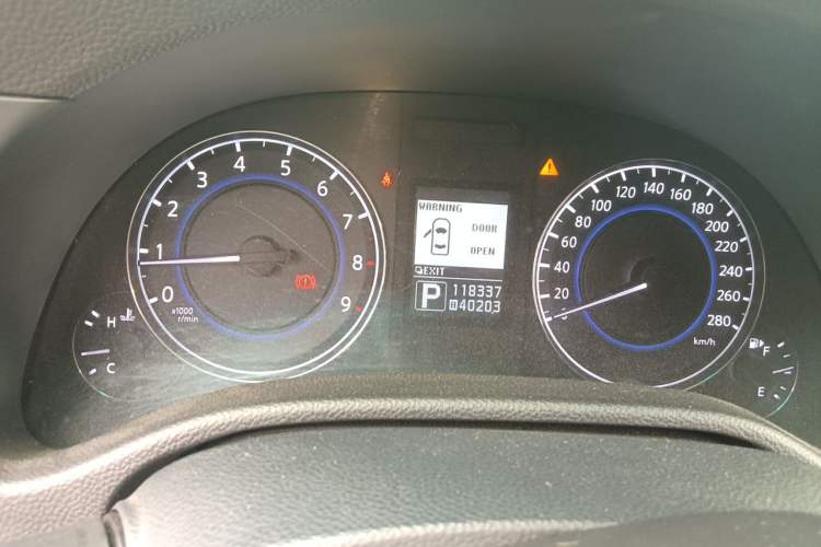 Used Infiniti G Series 2010 G25 Sedan Luxury Sport Edition Instrument Cluster