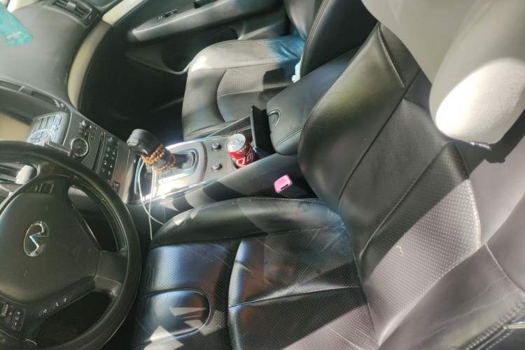 Used Infiniti G Series 2010 G25 Sedan Sport Edition Left Front Seat