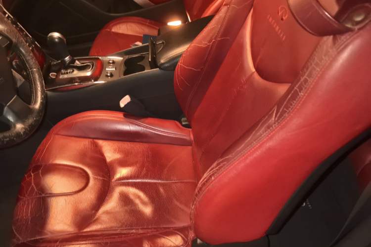 Used Infiniti G Series 2010 G37 Coupe Convertible Rosewood Edition Left Front Seat