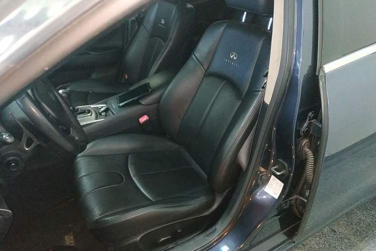 Used Infiniti G Series 2010 G25 Sedan Luxury Sport Edition Left Front Seat