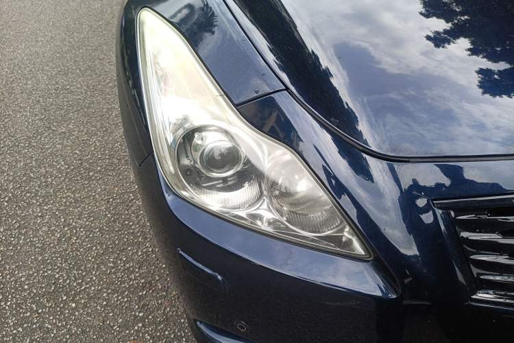 Used Infiniti G Series 2010 G37 Coupe Convertible Alloy Edition Right Front Headlight
