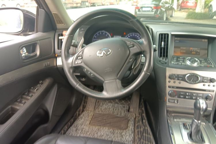 Used Infiniti G Series 2010 G25 Sedan Luxury Sport Edition Steering Wheel