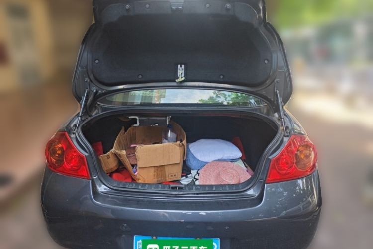 Used Infiniti G Series 2010 G25 Sedan Luxury Sport Edition Trunk