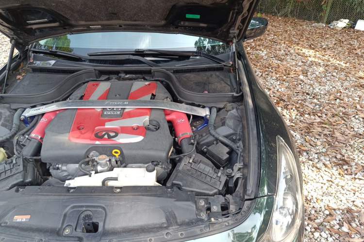 Used Infiniti G Series 2010 G37 Sedan Engine Bay Left