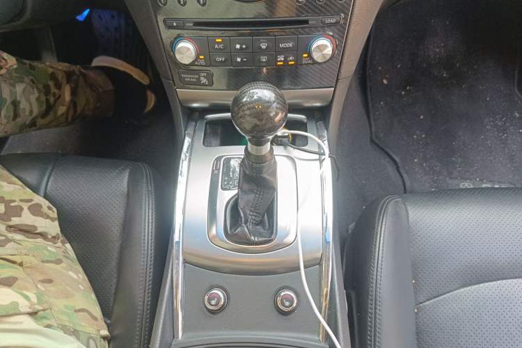 Used Infiniti G Series 2010 G37 Sedan Gear Lever