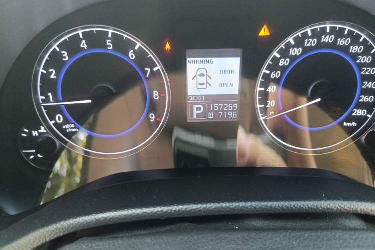 Used Infiniti G Series 2010 G37 Sedan Odometer Close Up