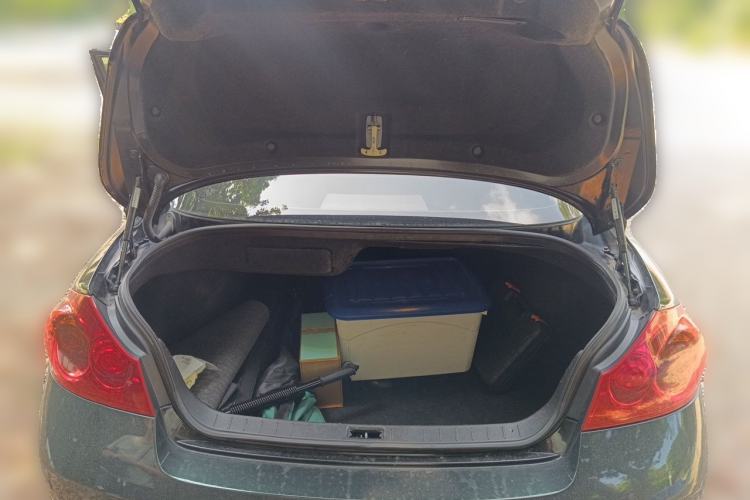 Used Infiniti G Series 2010 G37 Sedan Trunk
