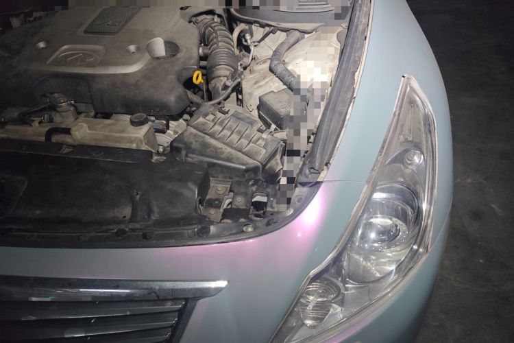Used Infiniti G Series 2010 G25 Sedan Sport Edition Engine Bay Left