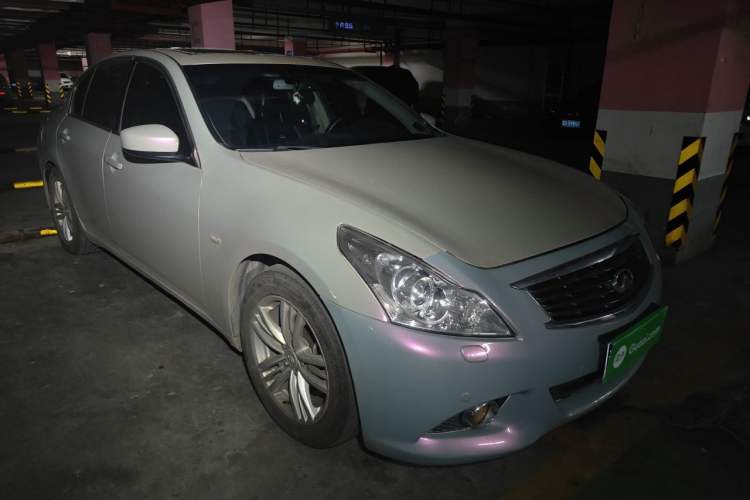 Used Infiniti G Series 2010 G25 Sedan Sport Edition Front Right 45 Deg