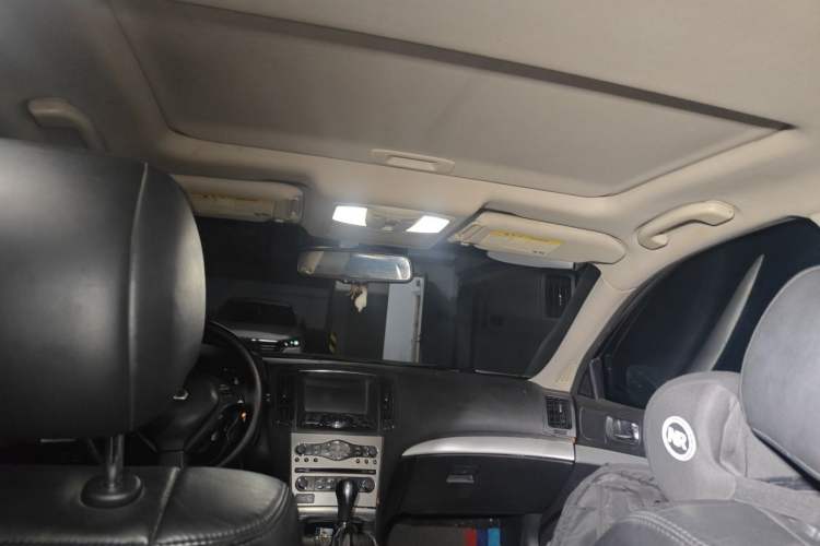 Used Infiniti G Series 2010 G25 Sedan Sport Edition Headliner