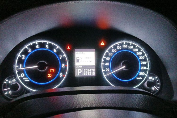 Used Infiniti G Series 2010 G37 Sedan Instrument Cluster