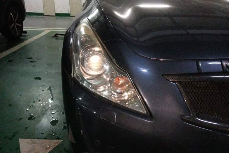 Used Infiniti G Series 2010 G37 Sedan Right Front Headlight