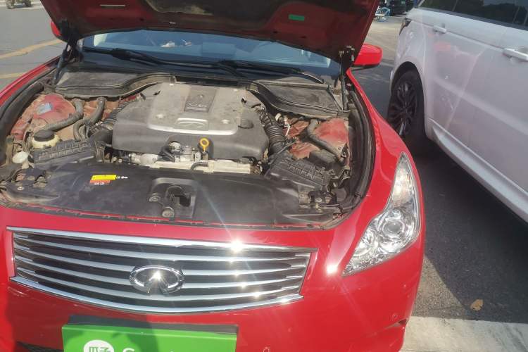 Used Infiniti G Series 2010 G37 Coupe Convertible Alloy Edition Engine Bay Left