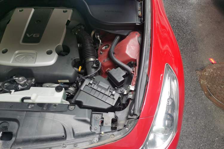 Used Infiniti G Series 2010 G25 Sedan Luxury Sport Edition Engine Bay Left
