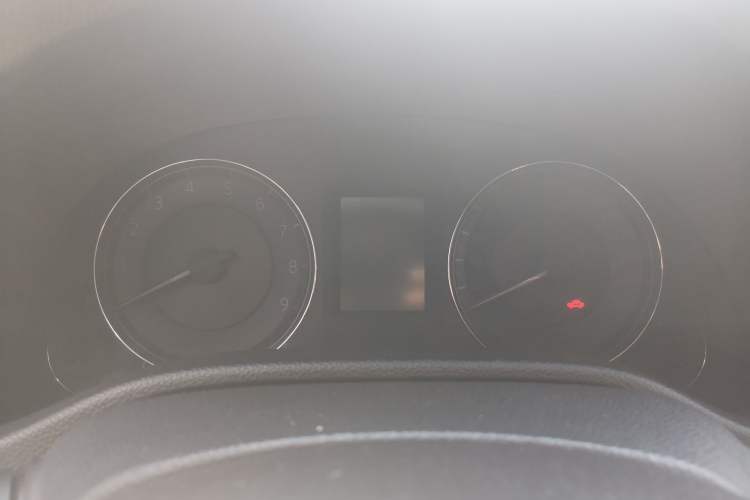 Used Infiniti G Series 2010 G37 Coupe Convertible Alloy Edition Instrument Cluster