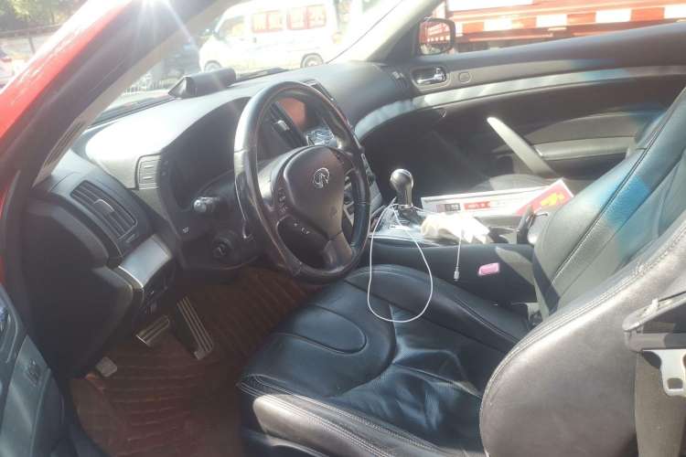 Used Infiniti G Series 2010 G37 Coupe Convertible Alloy Edition Left Front Seat