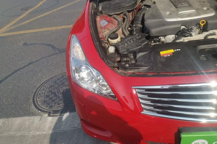 Used Infiniti G Series 2010 G37 Coupe Convertible Alloy Edition Right Front Headlight