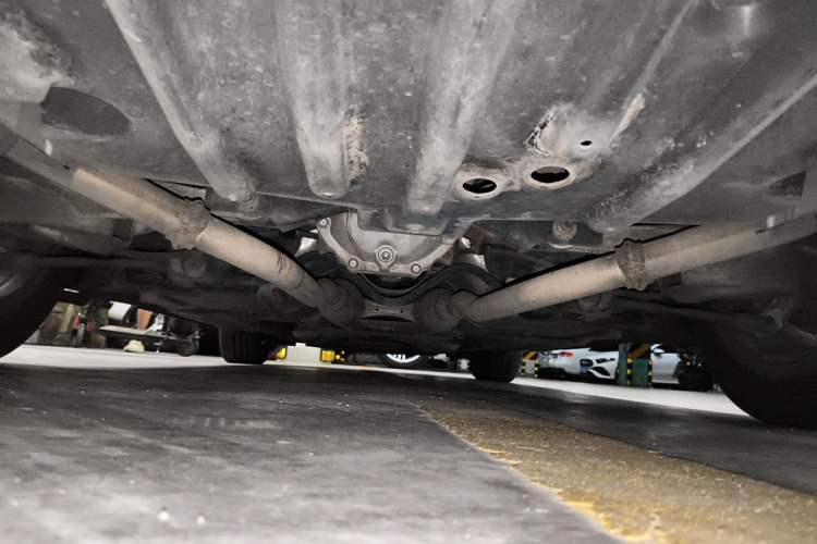 Used Infiniti G Series 2010 G25 Sedan Luxury Sport Edition Chassis Rear