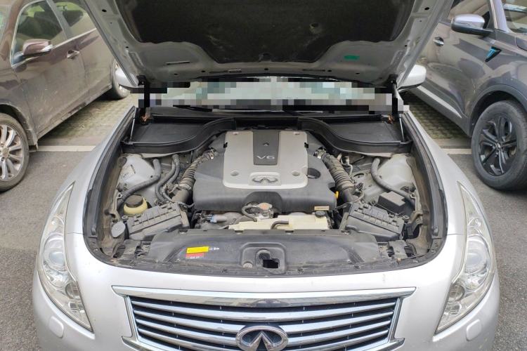 Used Infiniti G Series 2010 G25 Sedan Sport Edition Engine Bay