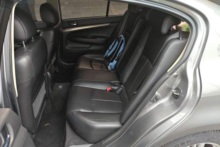 Used Infiniti G Series 2010 G25 Sedan Sport Edition Left Rear Seat