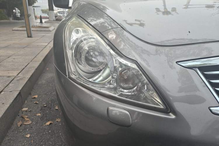 Used Infiniti G Series 2010 G25 Sedan Sport Edition Right Front Headlight