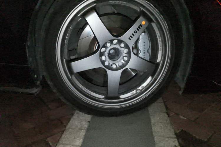 Used Infiniti G Series 2010 G37 Coupe Right Front Wheel Hub