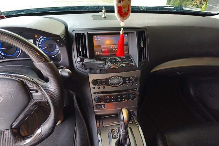 Used Infiniti G Series 2010 G25 Sedan Sport Edition Audio And AC Panel
