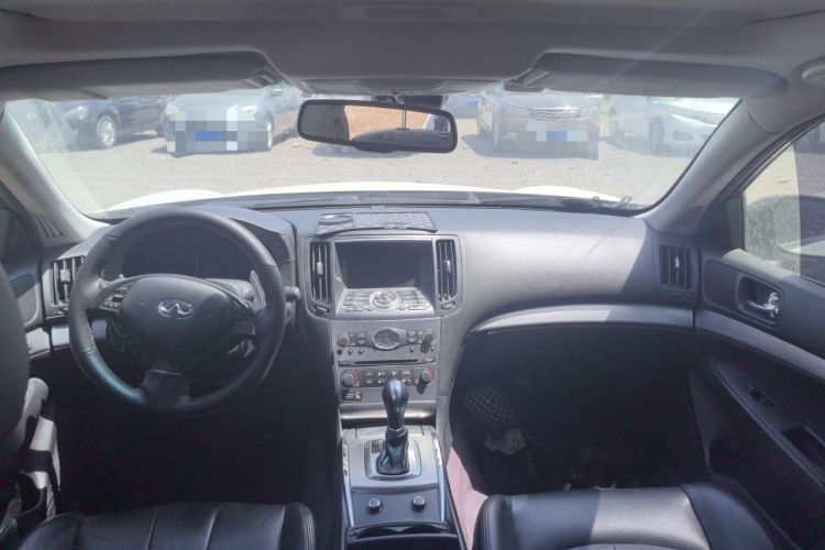 Used Infiniti G Series 2010 G25 Sedan Sport Edition Center Console
