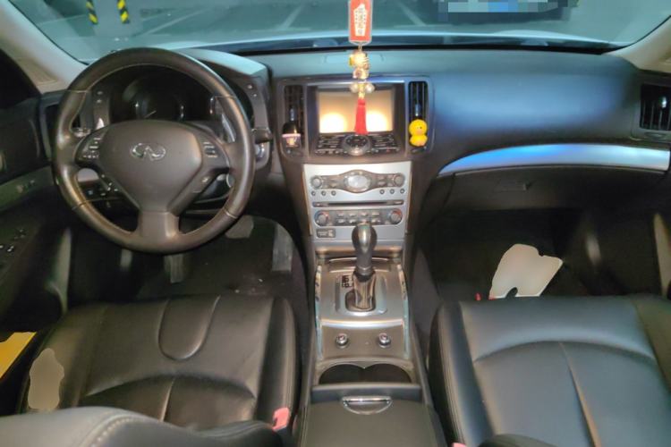 Used Infiniti G Series 2010 G25 Sedan Sport Edition Center Console