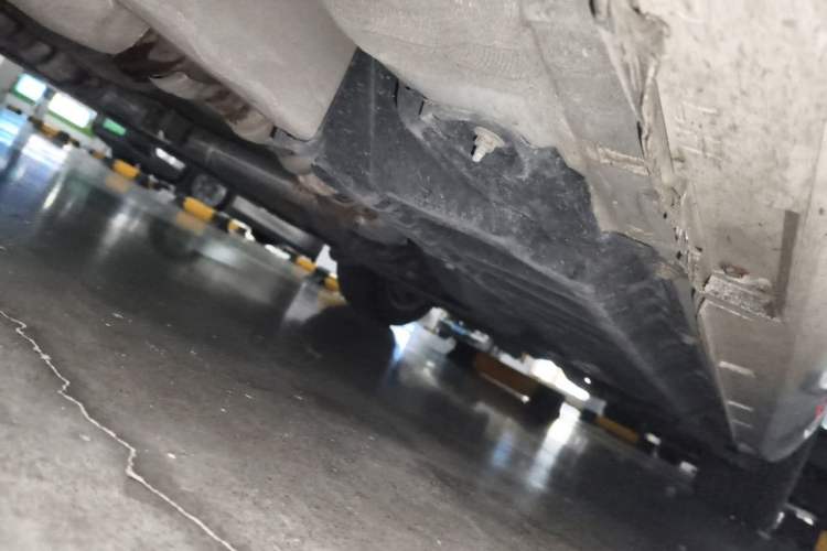 Used Infiniti G Series 2010 G25 Sedan Luxury Sport Edition Chassis Front Left
