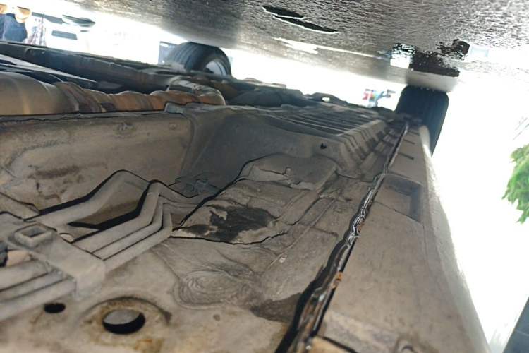 Used Infiniti G Series 2010 G25 Sedan Sport Edition Chassis Front Left