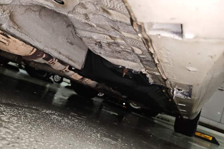 Used Infiniti G Series 2010 G25 Sedan Sport Edition Chassis Front Left