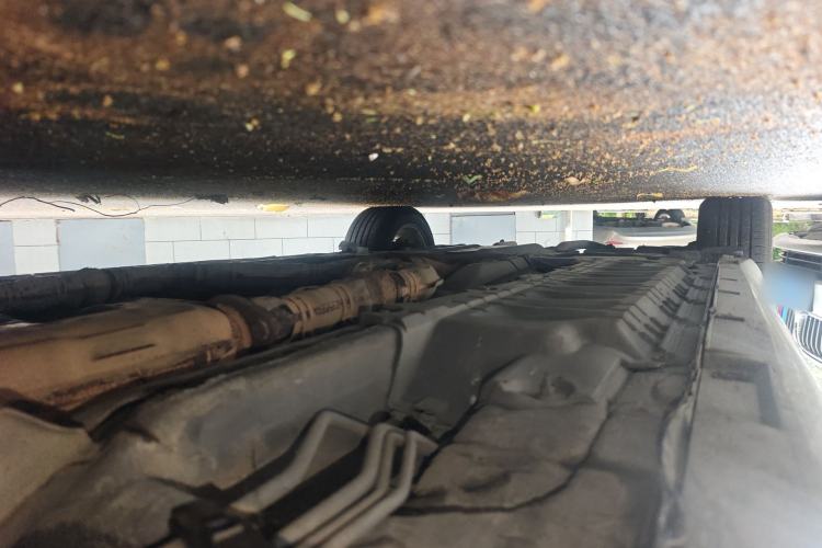 Used Infiniti G Series 2010 G25 Sedan Sport Edition Chassis Front Right