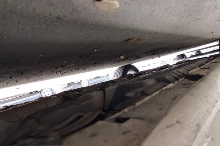 Used Infiniti G Series 2010 G25 Sedan Sport Edition Chassis Front Right