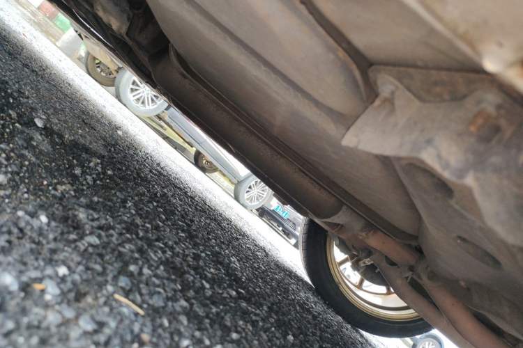 Used Infiniti G Series 2010 G25 Sedan Sport Edition Chassis Rear Left
