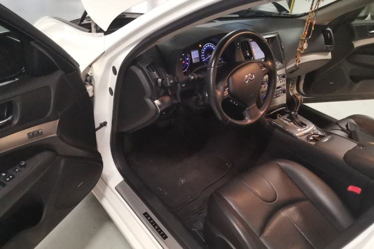 Used Infiniti G Series 2010 G25 Sedan Luxury Sport Edition Driver Seat