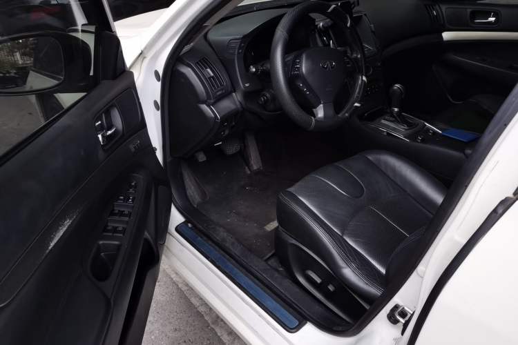 Used Infiniti G Series 2010 G25 Sedan Sport Edition Driver Seat