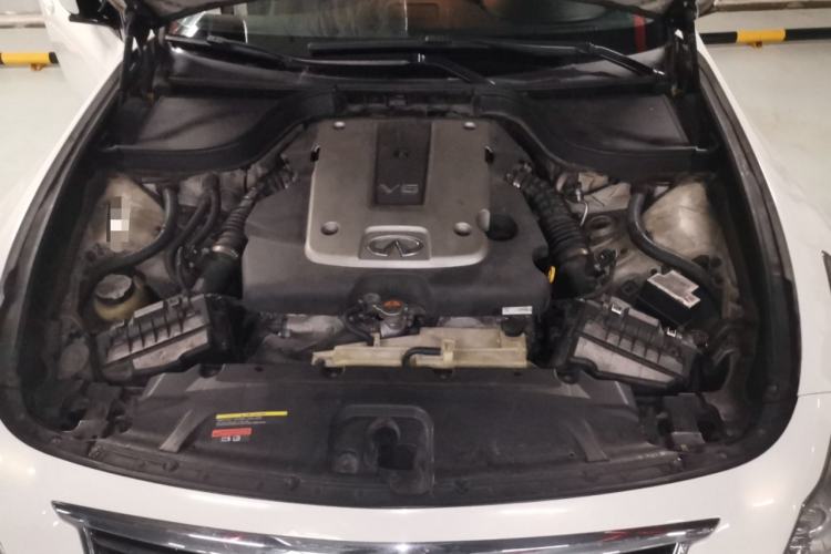 Used Infiniti G Series 2010 G25 Sedan Luxury Sport Edition Engine Bay